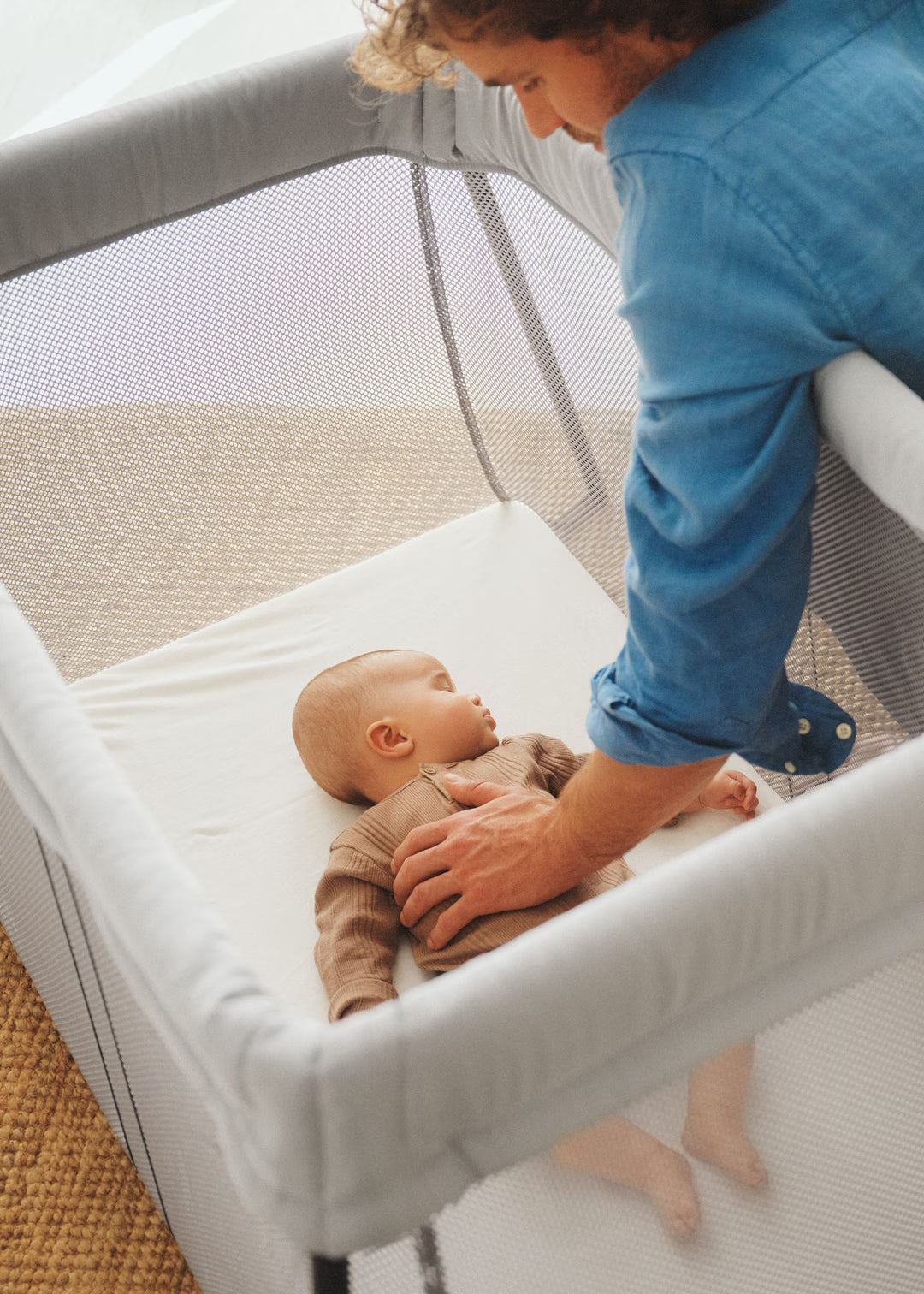 Babybjorn Travel Cot Light